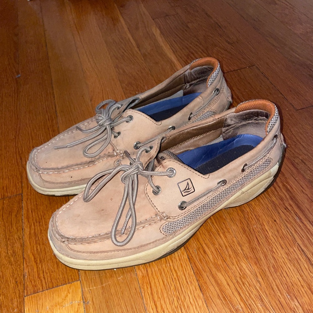 Sperry boat shoes, size 9